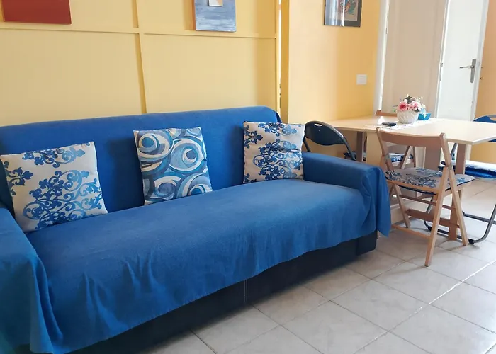 Mirella's sweet home -navigli milan